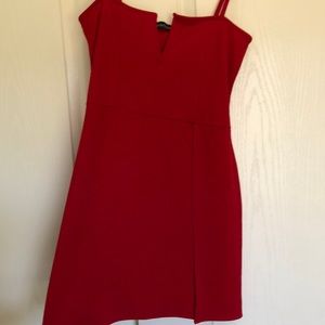 PRETTY LITTLE THING- Red thigh high split dress